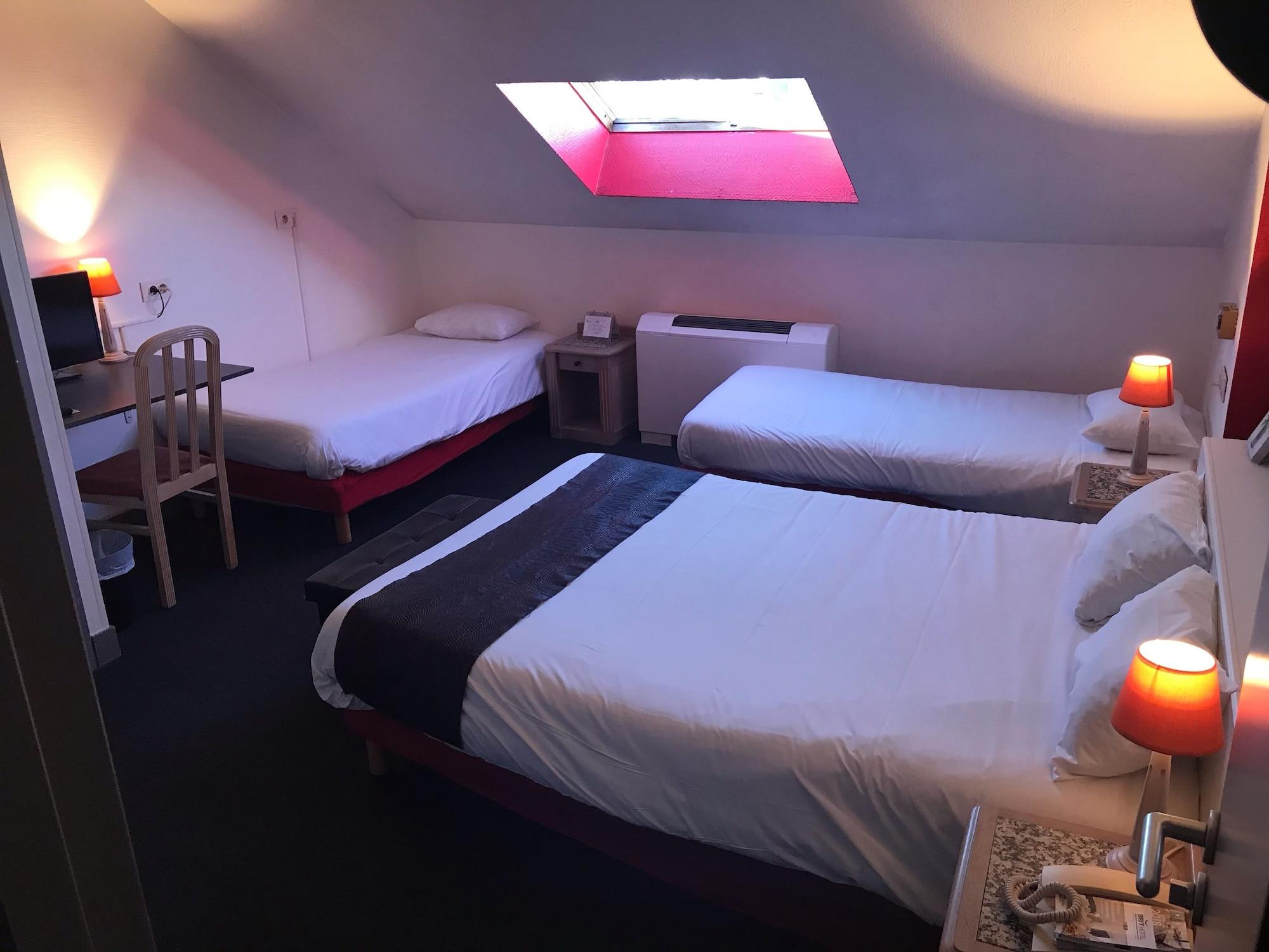 Brit Hotel Aux Sacres Reims, Centre Historique Luaran gambar